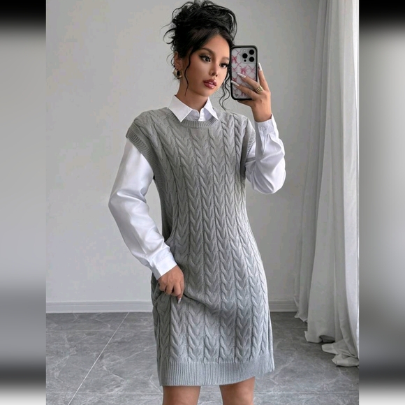 Women's Solid Color Simple Sleeveless Knit Sweater Dress - Picture 6 of 7